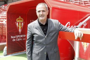 Paco Herrera, entrenador del Sporting.