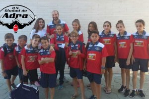 Los jóvenes nadadores abderitanos.