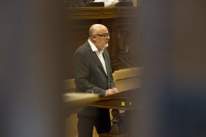 Lluis Corominas ayer en el Parlament de Cataluña.