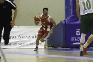 Luis Rueda en acción.