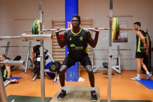 Pascal en la sesión de pesas.