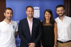 Ángeles Martínez en la puesta de largo de la carrera.