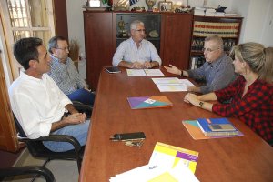 Reunión del equipo de Gobierno con la Asoc. El Saliente.