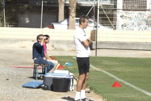 Corona e Ibán y un poco más adelante Ramis.