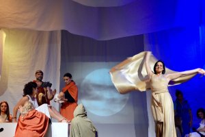 Imagen del montaje teatral Indalo, mensajero de los dioses.