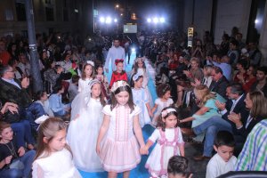 La micropasarela con la moda de Denenes Bebé.