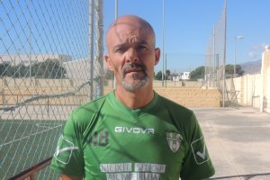 Ángel Blanco, entrenador de Los Gallardos.