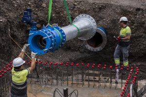 La conexión con la desaladora comenzó en 2015 y la red ya cubre todo el municipio.
