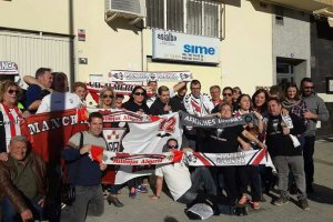 Los aficionados del Almería nunca fallan.