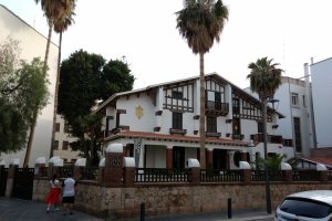 Doña Pakyta alberga una amplia muestra de arte almeriense de los siglos XIX y XX.