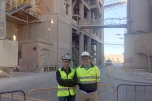 La fábrica de la multinacional mexicana vende 300.000 toneladas de cemento y 150.000 de clinker