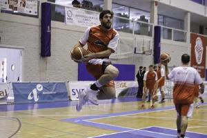 Moral entrando a canasta.