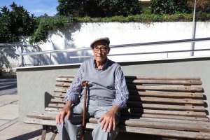 José del Pino Fernández recibió su carné de investigador en la Universidad de Almería a los 73 años