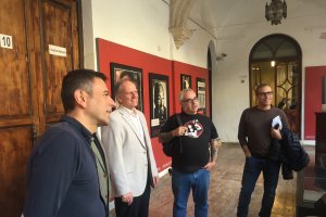 El director del CAF, Rafael Doctor, el director de la Escuela, Juan Ramon Muley, el profesor del centro Antonio J. García Ché y el comisario de la 