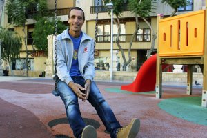 Abel Aparicio transmite felicidad constantemente. Es un ciclón de paz interior.