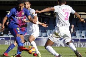 Primer punto con la camiseta blanca.