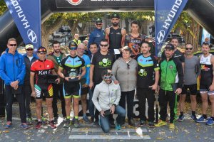 El podio final por categorías.