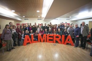 Foto de familia en el acto de Pérez Navas.