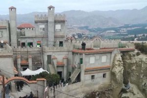 Edificio en el que entraron los agentes de la Guardia Civil y donde, según los vecinos, se ejercía la prostitución.