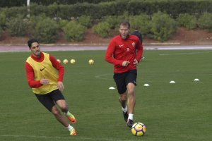 Morcillo en una jugada con Fidel.