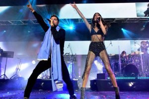 David Bisbal y Tini Stoessel, en el Luna Park de Buenos Aires.