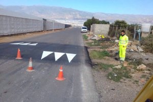 Resaltos para reducir la velocidad del tráfico.