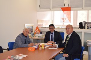 Reunión de los representantes vecinales y el portavoz de Cs