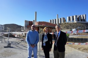 Ortiz ha visitado las obras del puerto comercial.