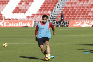 Tino Costa estará tres meses de baja.