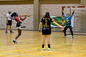 Una jugada del partido.