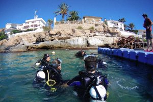 Estudiantes del IES Mar Serena en una de las actividades llevadas a cabo.