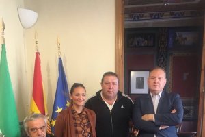 El alcalde se reunió con los directivos del Cuevas CF.