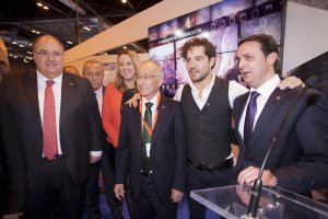 David Bisbal apoyó la presentación en Fitur 2014 del circuito BTT del Bajo Andarax.