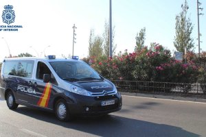 Varios vecinos alertaron a la Policía Nacional.