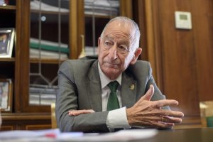 Gabriel Amat, alcalde de Roquetas