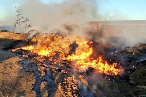Uno de los fuegos ilegales que se detectaron este martes en la comarca de Níjar.
