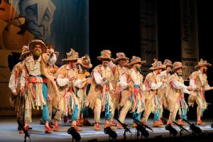 En el Gran Teatro Falla, de Cádiz, la Comparsa La Esclavitud, de Almería.