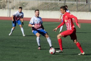 Sofián en el Loja-Almería B.