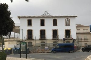 Casa-convento de Albox, donde se están llevando trabajos de rehabilitación para instalar el ayuntamiento.