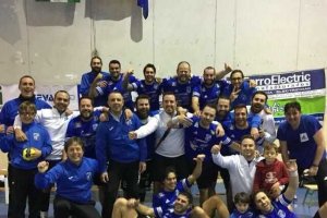 Los ejidenses celebrando la victoria.