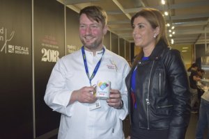 Lafita promocionando la candidatura de Almería 2019 en la feria Madrid Fusión.