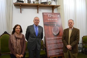 En la Escuela de Arte, Ana del Mar López, Juan Salvador López y Juan Ramón Muley.