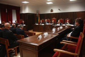 Autoridades judiciales, políticas y policiales en los actos patronales del Colegio de Procuradores de Almería,