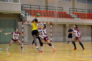 Las jugadoras roqueteras lo intentaron.