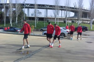Los jugadores rumbo al Anexo.