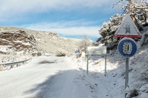 Imagen de la Diputación de los accesos a La Ragua.
