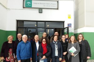 La delegada Gracia Fernández ha visitado el colegio José de Calasanz.