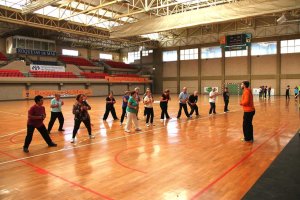 Los mayores en plena actividad.