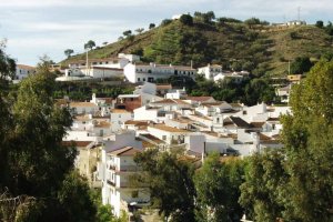 Imagen de archivo de la localidad malagueña de La Viñuela. / Agencias