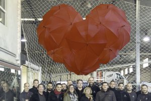 La plantilla de Salinas Car en sus instalaciones.